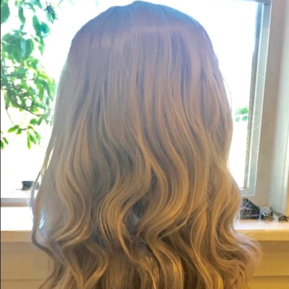 ?ABBY 22” ASH GREY  WAVY LACE-FRONT  WIG? *NWT* main image 7